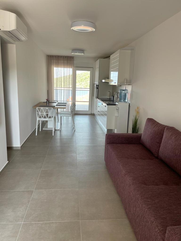 Markioli Apartment *